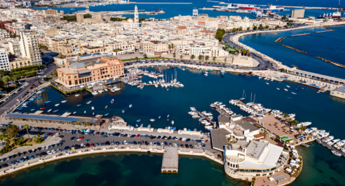 Inaugurato il nuovo terminal passeggeri del porto di Bari: una spinta per il turismo e l'economia locale